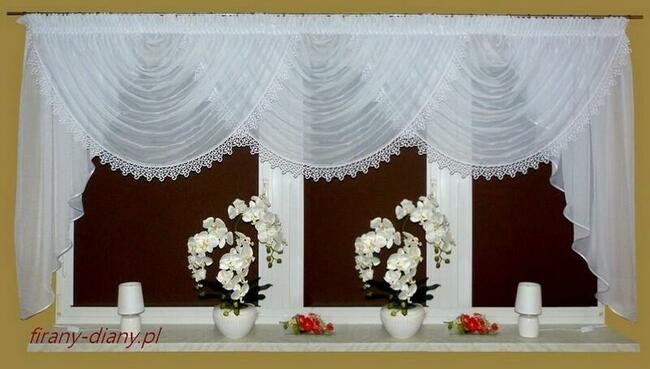 Lambrekiny, szycie firan, lambrekin w kwiaty, firany wody