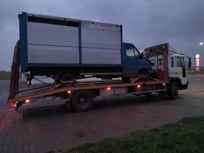 Transport maszyn rolniczych, budowlanych, laweta 10 ton