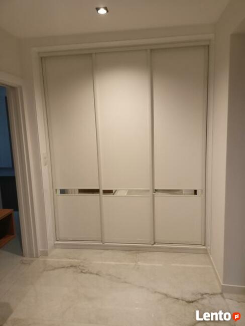 Meble na wymiar - Kuchnię, szafy, garderoby, łazienki