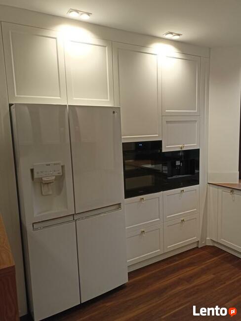 Meble na wymiar - Kuchnię, szafy, garderoby, łazienki