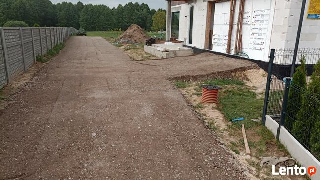 Budowa drogi. utwardzenie terenu