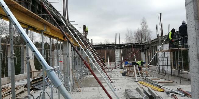 Budowa domów, stany surowe, więźba, murowanie, fundamenty