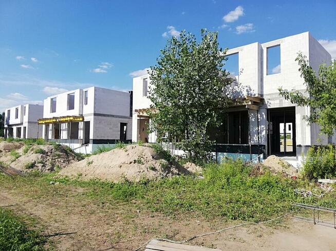 Budowa domów, stany surowe, więźba, murowanie, fundamenty