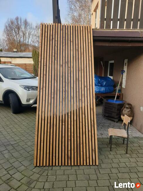 Lamele na ścianę, lamele drewniane na płycie, panele ścienne