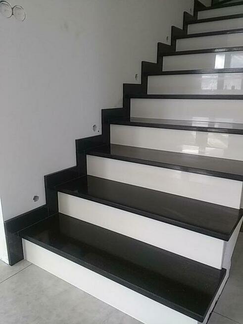 Posadzki Schody z kamienia marmur granit konglomerat