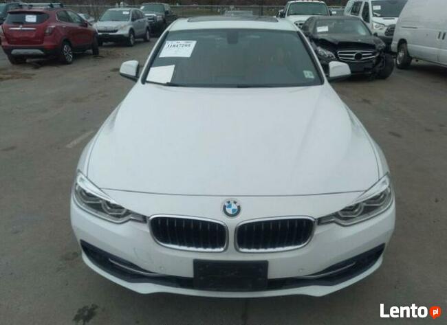 BMW 330 2018, 2.0L, 4x4, od ubezpieczalni