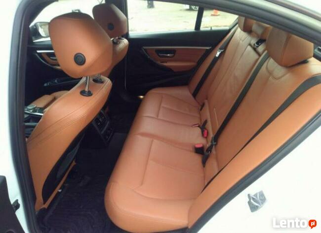 BMW 330 2018, 2.0L, 4x4, od ubezpieczalni