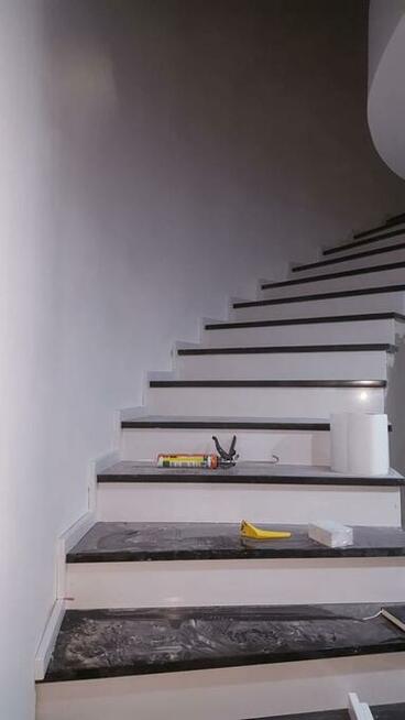 Posadzki Schody z kamienia marmur granit konglomerat