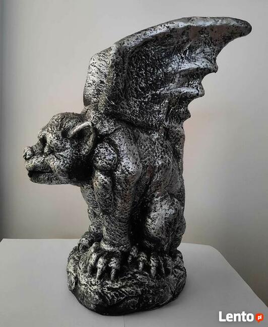 Duży srebrny metalizowany gargulec gargoyle figura demona