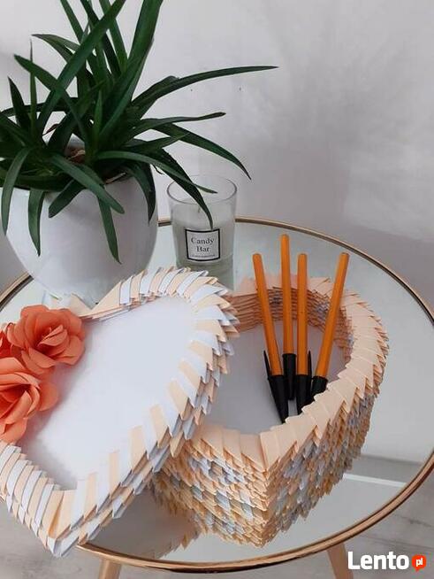 Szkatułka w kształcie serca-walentynki, Dzień Babci/Kobiet