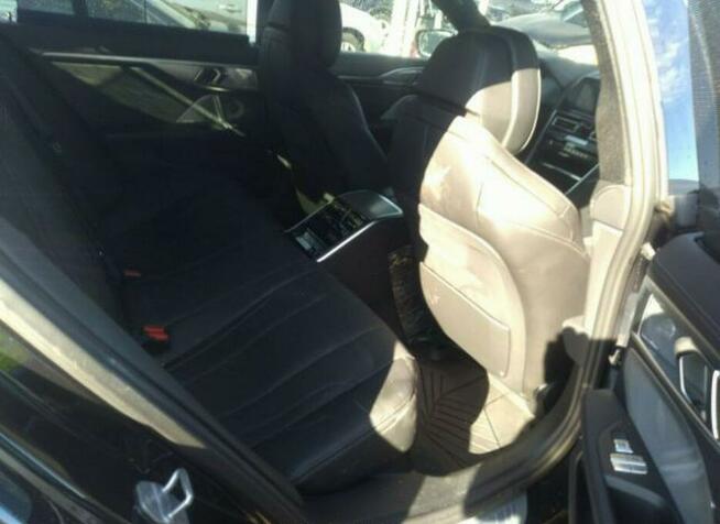 2020, 4.4L, 4x4, M850I, od ubezpieczalni