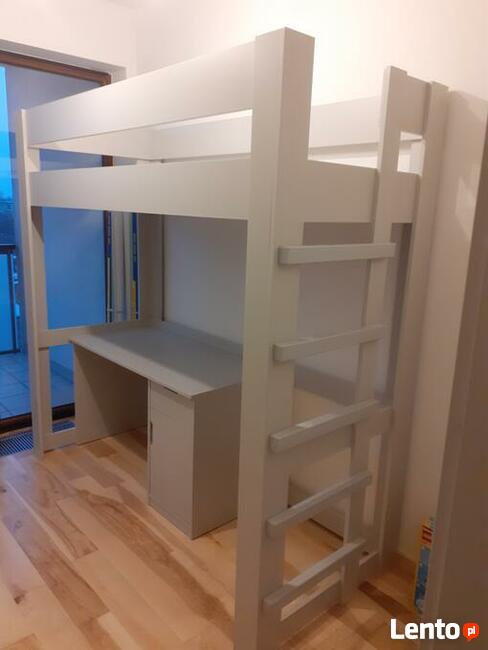 łóżka na antresoli