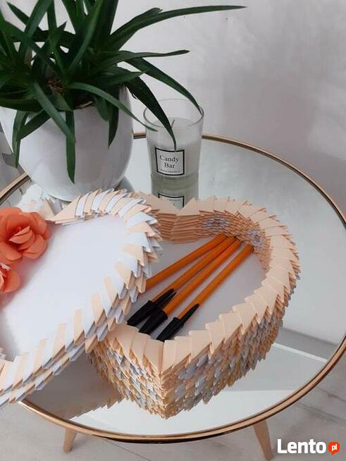 Szkatułka w kształcie serca-walentynki, Dzień Babci/Kobiet