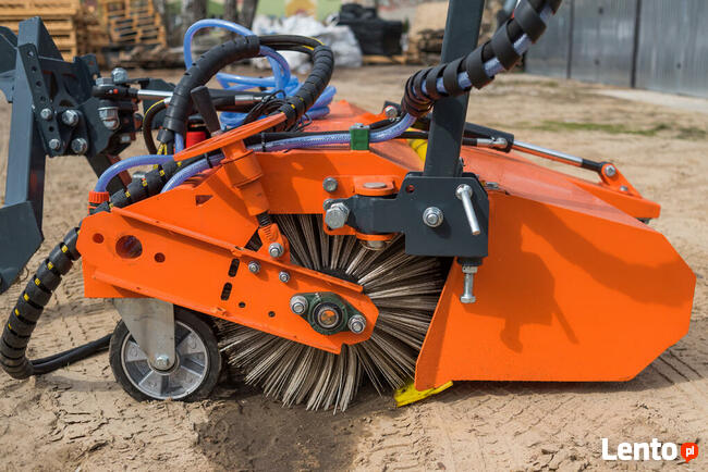 Zamiatarka kosz, zraszanie ZMW napęd WOM lub hydrauliczny