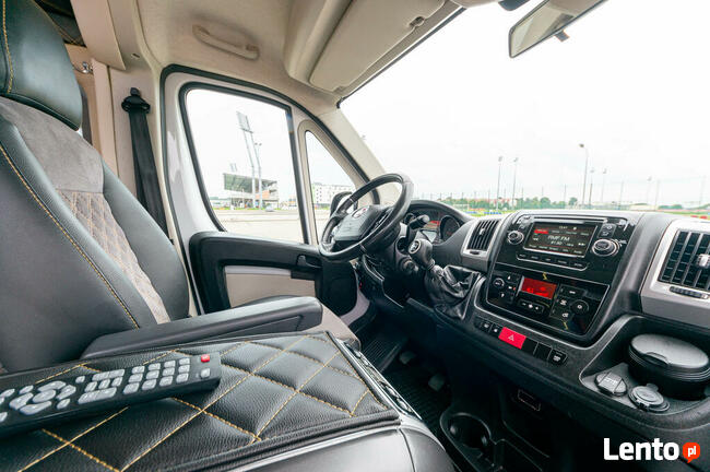 Transport gości weselnych Bus VIP 9 osób komfort i luksus