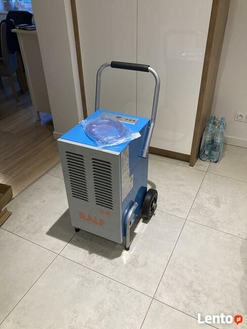 Wynajem osuszacz powietrza, Pochłaniacz wilgoci po zalaniu