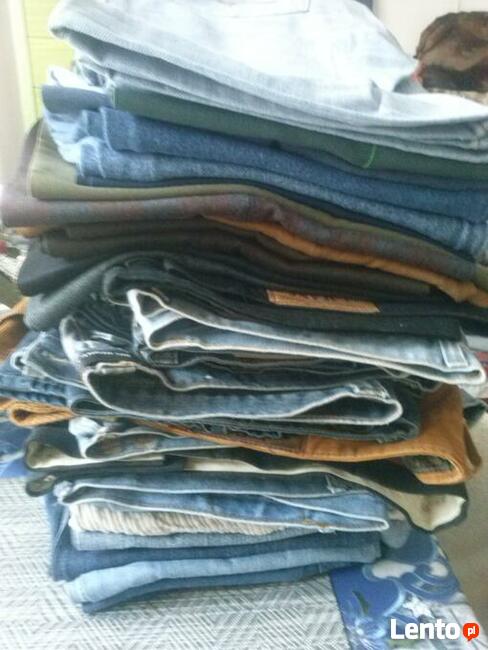 Spodnie dżinsy 35 szt. po 10 zł, jak na foto.