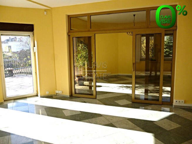 Dom na Ursynowie 16 pokoi