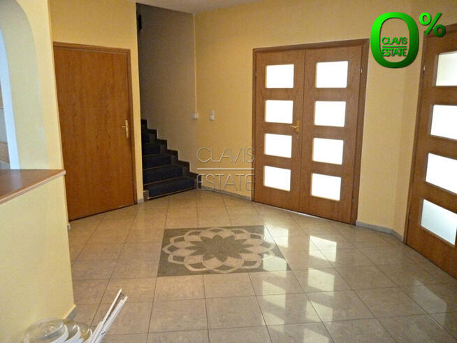 Dom na Ursynowie 16 pokoi