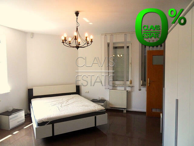 Dom na Ursynowie 16 pokoi