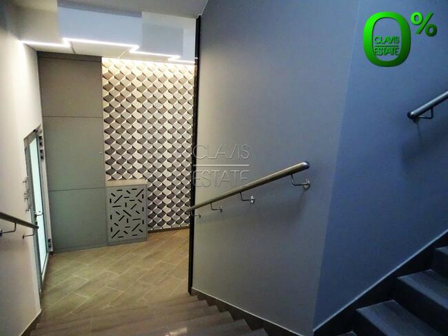 Lokal do własnej aranżacji - 200 m2, winda