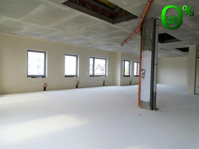 Lokal do własnej aranżacji - 200 m2, winda