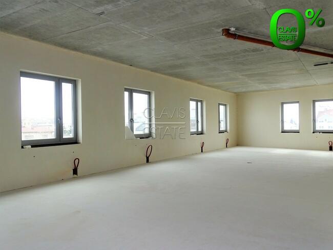 Lokal do własnej aranżacji - 200 m2, winda