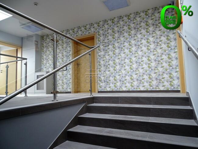 Lokal do własnej aranżacji - 200 m2, winda