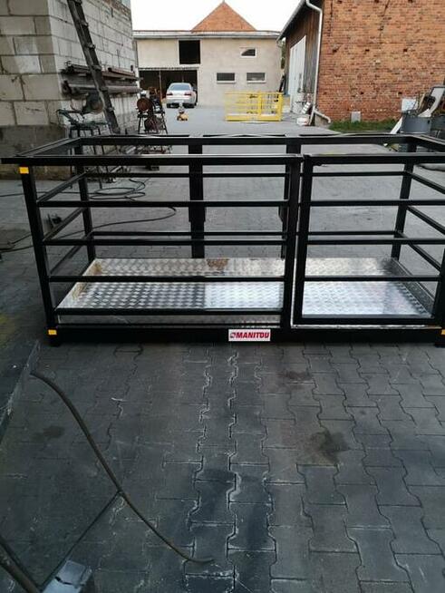 Kosz narzędziowy do JCB, MERLO, MANITOU, skrętny