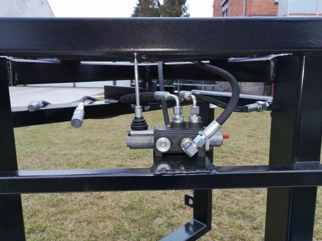 Kosz narzędziowy do JCB, MERLO, MANITOU, skrętny