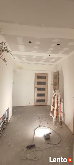 Remonty malowanie gładzie gipsowe gres