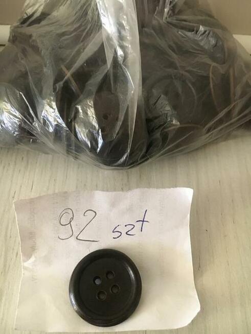 Guziki 584szt+Gratis