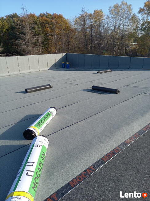 DEKARZ. DACHY PŁASKIE.Izolacja dachów, Papa termozgrzewalna