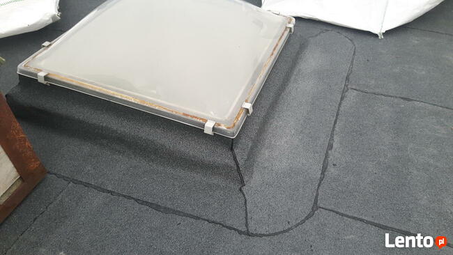 DEKARZ. DACHY PŁASKIE.Izolacja dachów, Papa termozgrzewalna