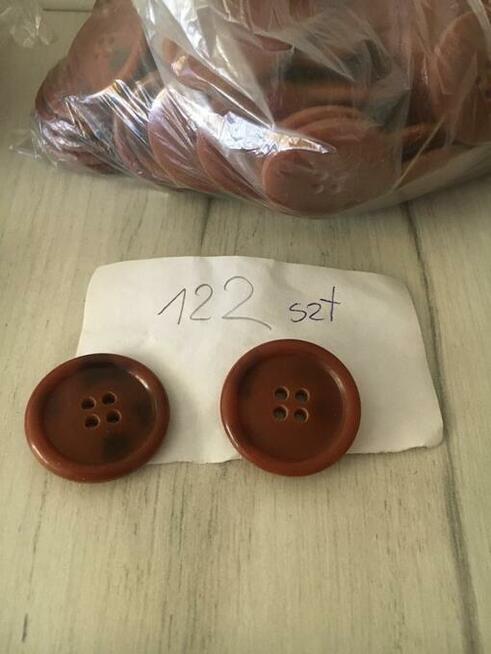 Guziki 584szt+Gratis