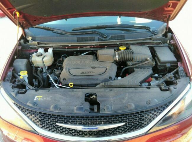 Chrysler Voyager 2020, 3.6L, LXI, porysowany lakier