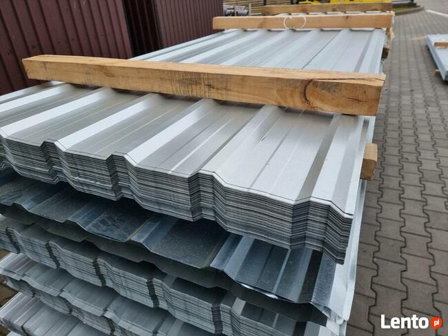 Obróbki blacharskie na dach / parapety / blacha II gatunek