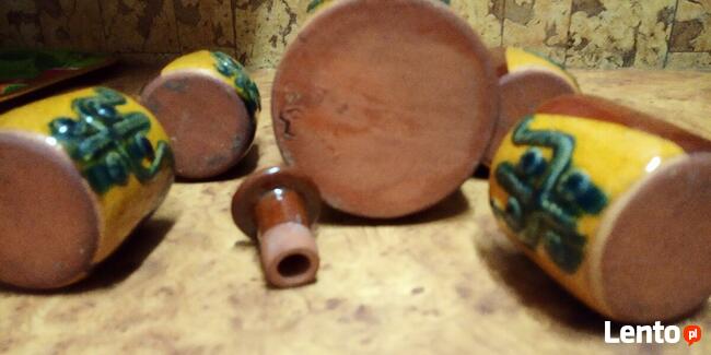 Karawka z lat 80 gliniana