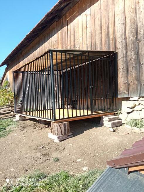 Kojce dla psów, Hale,Garaże blaszane