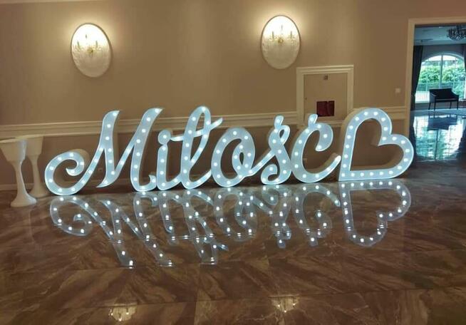 Napis Miłość, napis Love