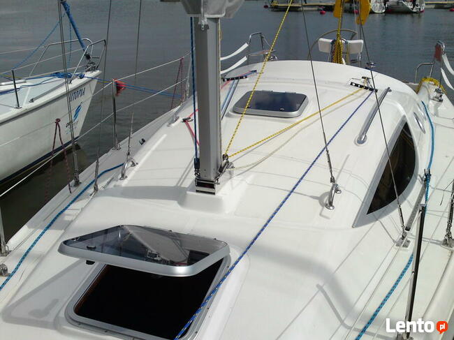 czarter jachtu Maxus33