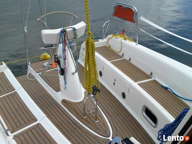 czarter jachtu Maxus33