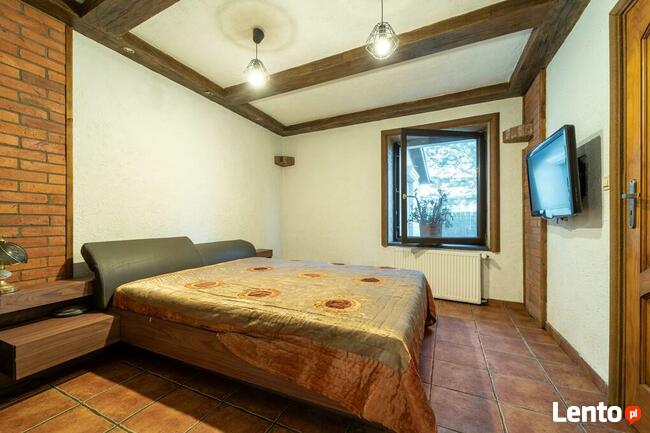 OKAZJA.Willa w stylu włoskim. Dwurodzinna.Gabinety.240 m2.