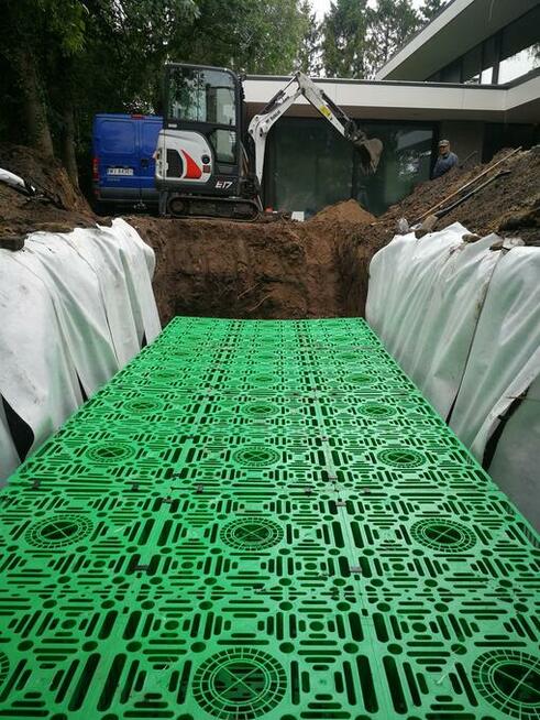 Woda deszczowa, studnia chłonna, drenaż, AquaGarden Warszawa