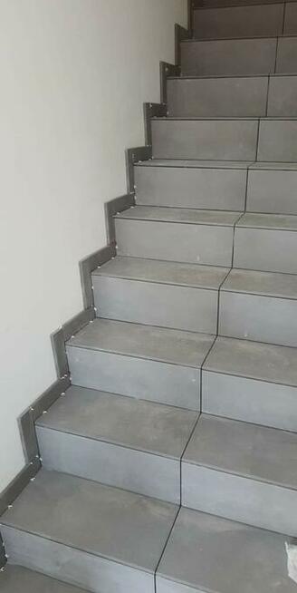 DOŚWIADCZENIE W ZAKRESIE PRAC REMONTOWO- WYKOŃCZENIOWYCH