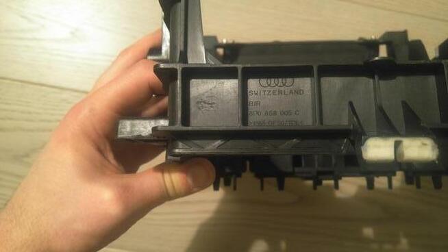 Kosz 2DIN radia nawigacji oraz klimy do Audi A3 S3 RS3 8P