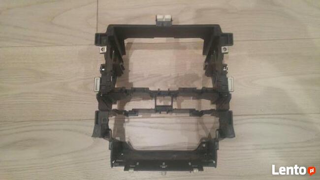 Kosz 2DIN radia nawigacji oraz klimy do Audi A3 S3 RS3 8P