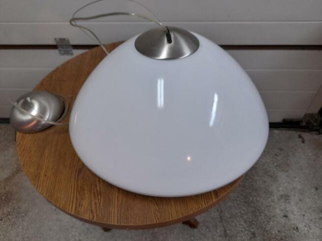 Lampa wisząca wloskiej firmy do jadalni nad stół