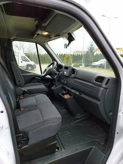 Odstąpie leasing Renault Master 4,5x2,45x2,55 winda 2020 r