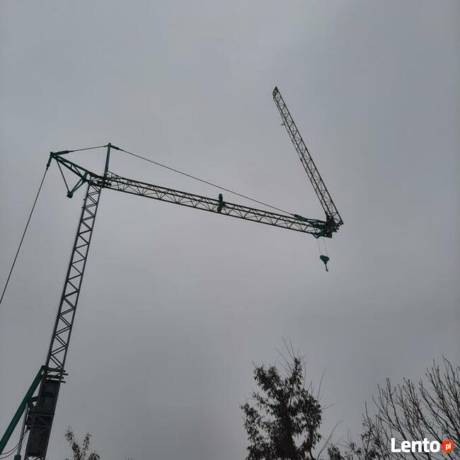 Żuraw wieżowy, hydrauliczny, samo montujący Centermac 226